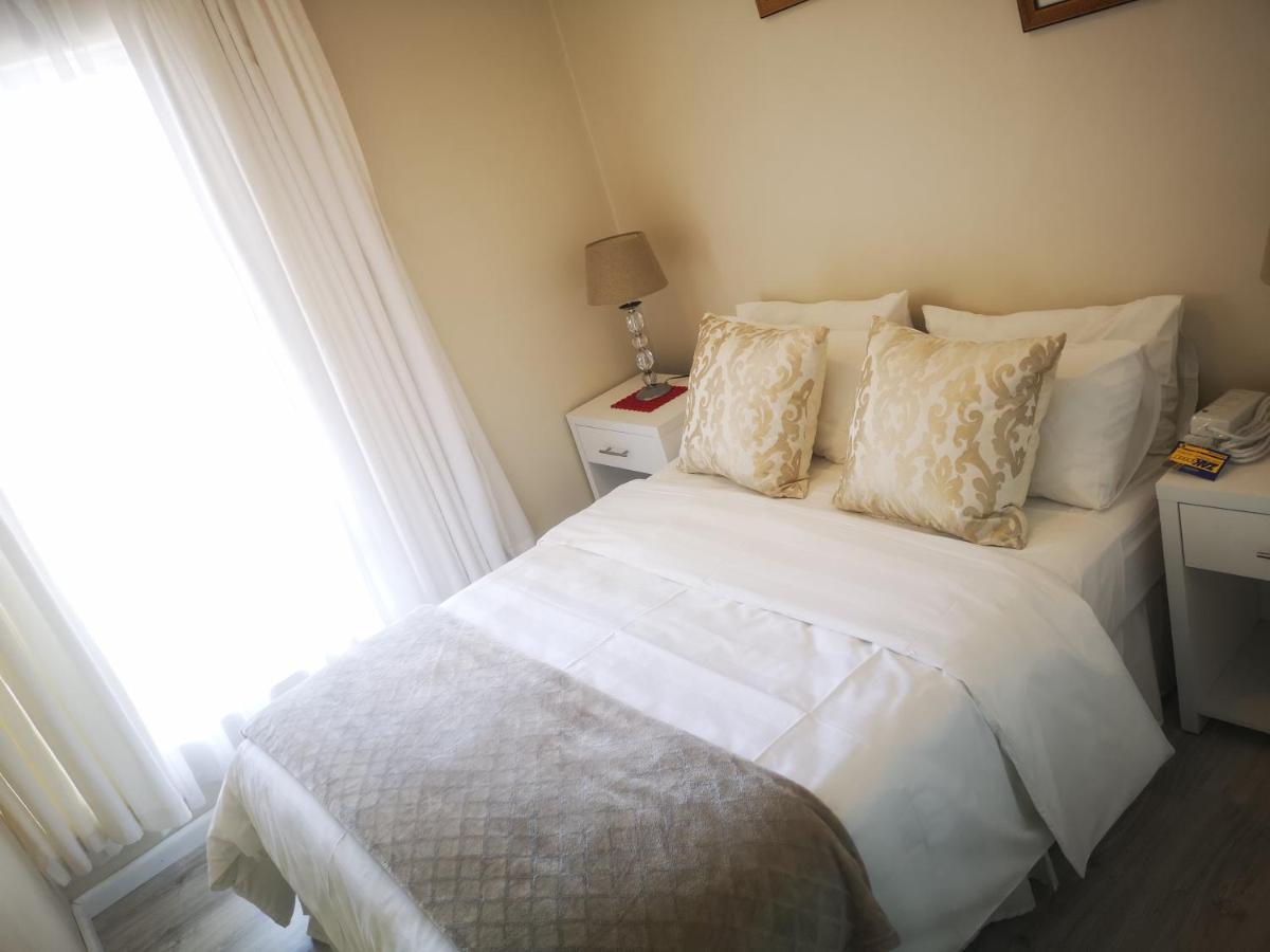 Cape Town Family Beachfront Apartment Leisure Bay Екстериор снимка