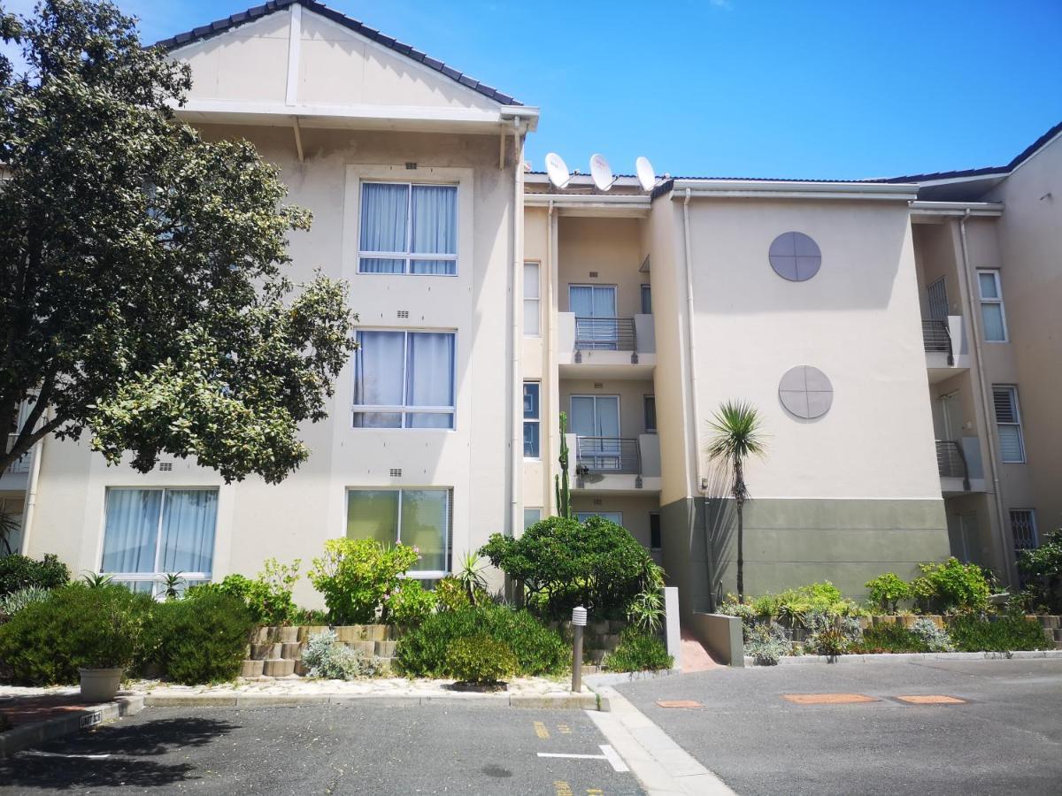 Cape Town Family Beachfront Apartment Leisure Bay Екстериор снимка
