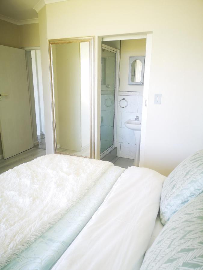 Cape Town Family Beachfront Apartment Leisure Bay Екстериор снимка
