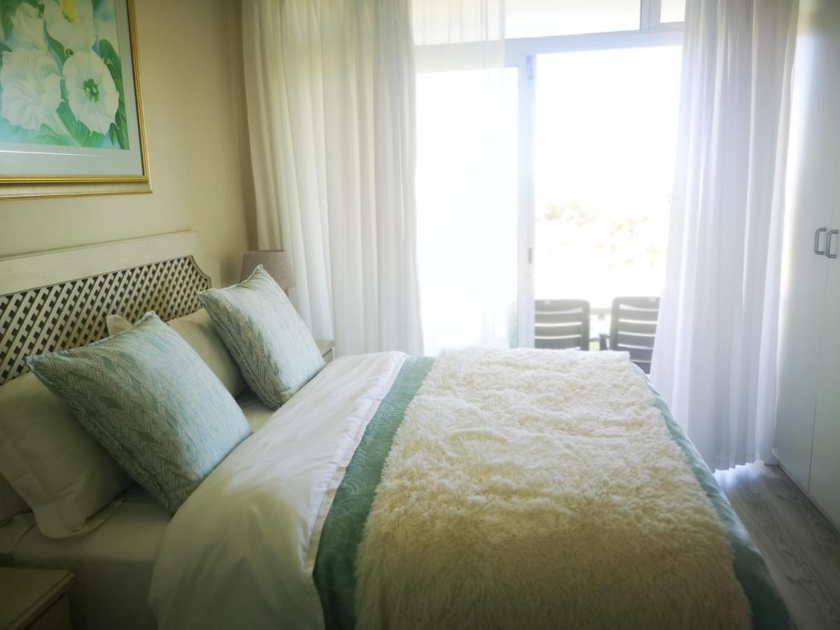 Cape Town Family Beachfront Apartment Leisure Bay Екстериор снимка