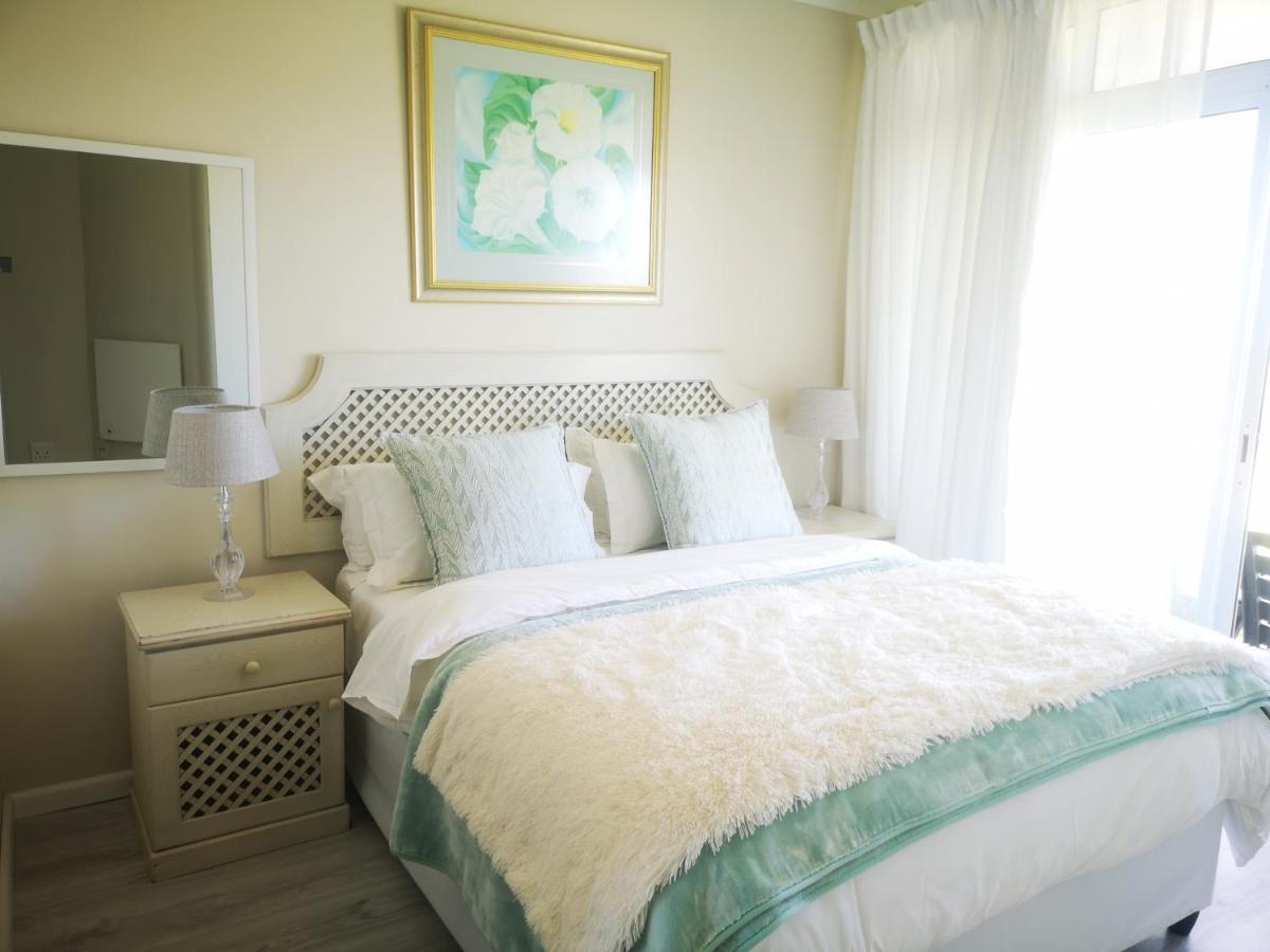 Cape Town Family Beachfront Apartment Leisure Bay Екстериор снимка