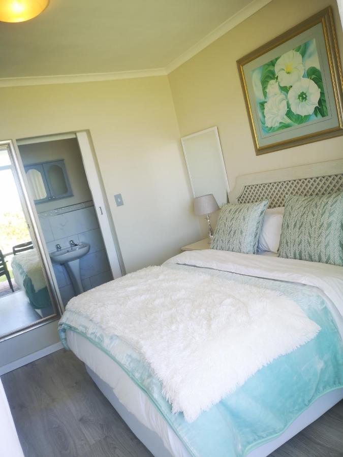 Cape Town Family Beachfront Apartment Leisure Bay Екстериор снимка