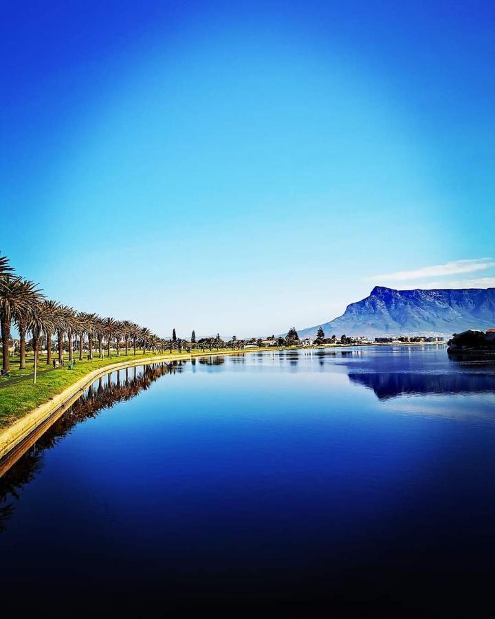 Cape Town Family Beachfront Apartment Leisure Bay Екстериор снимка